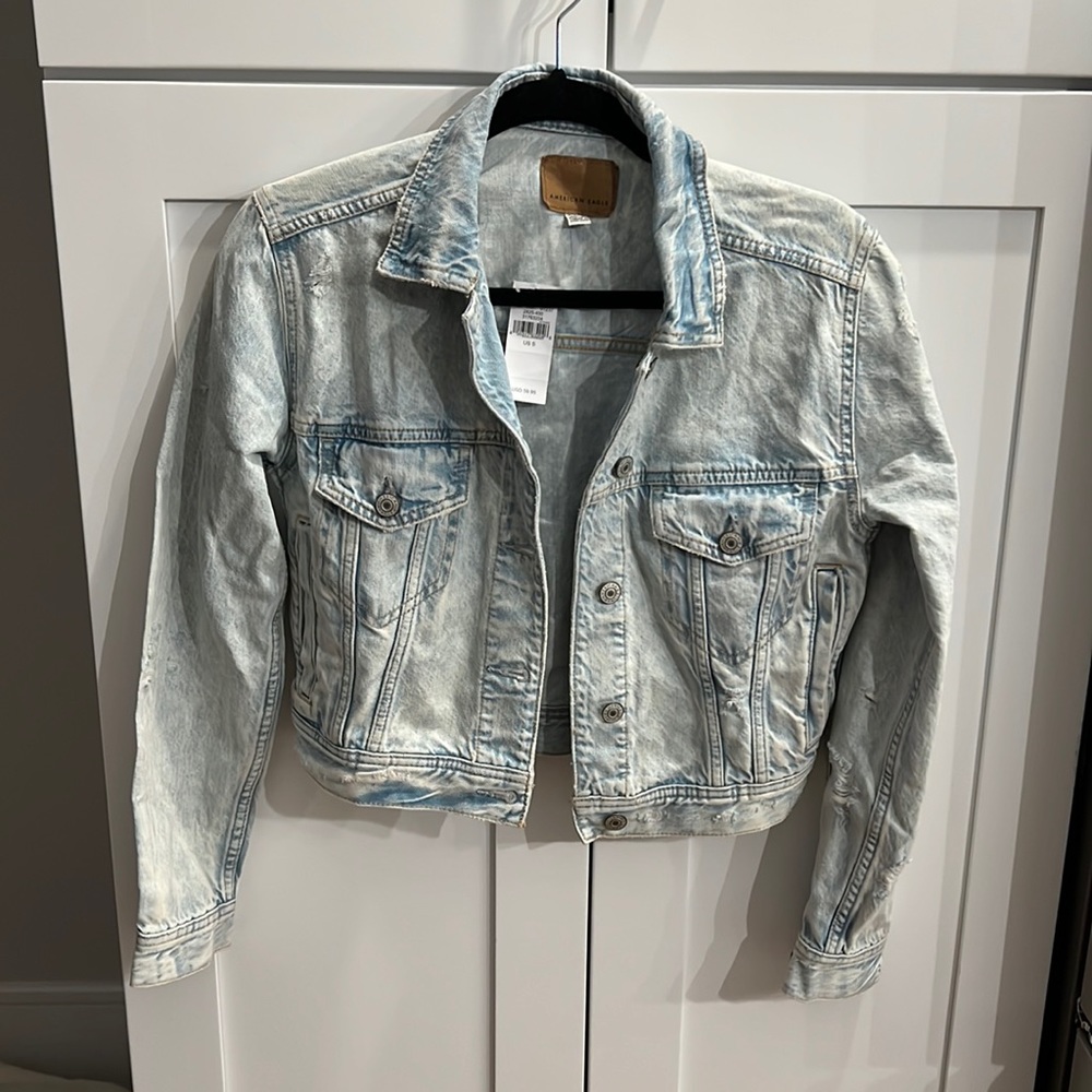 American Eagle Distressed Denim jacket NWT